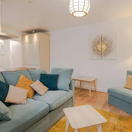 Apartment Serenity - 3 Bdr - 6 Prs - Parking - Wifi - Balcon
