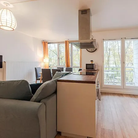 Serenity - 3 Bdr - 6 Prs - Parking - Wifi - Balcon Apartment Torcy (Seine-et-Marne)